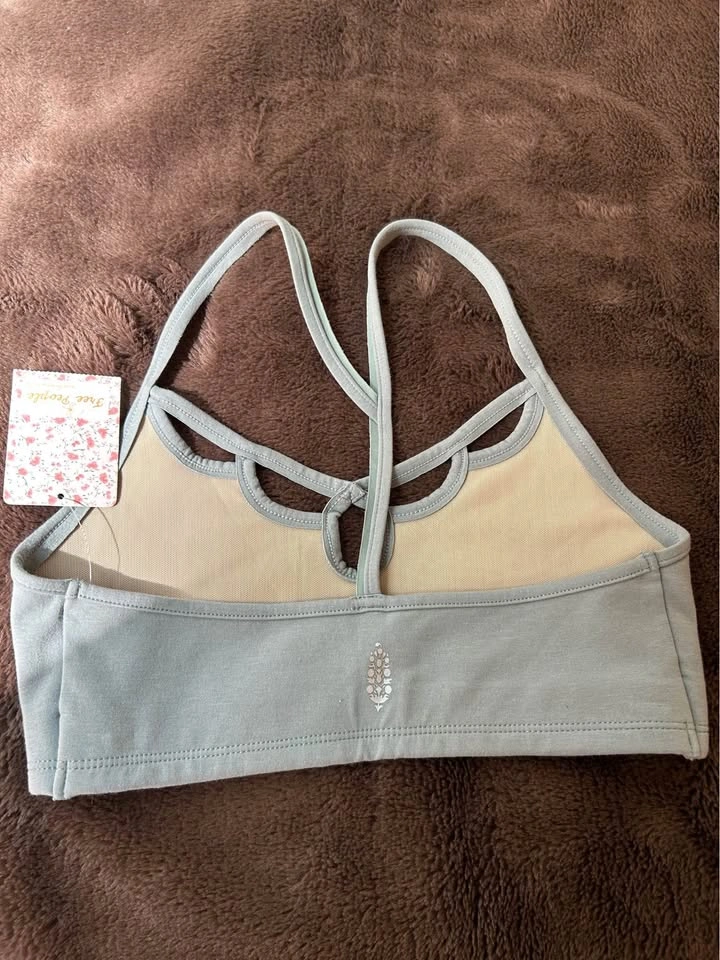 Free People Movement Soft Green Sports Bra size Small- NEW with - photo 4