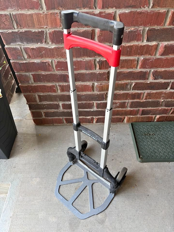 Magna Cart Folding Hand Truck / Dolly
