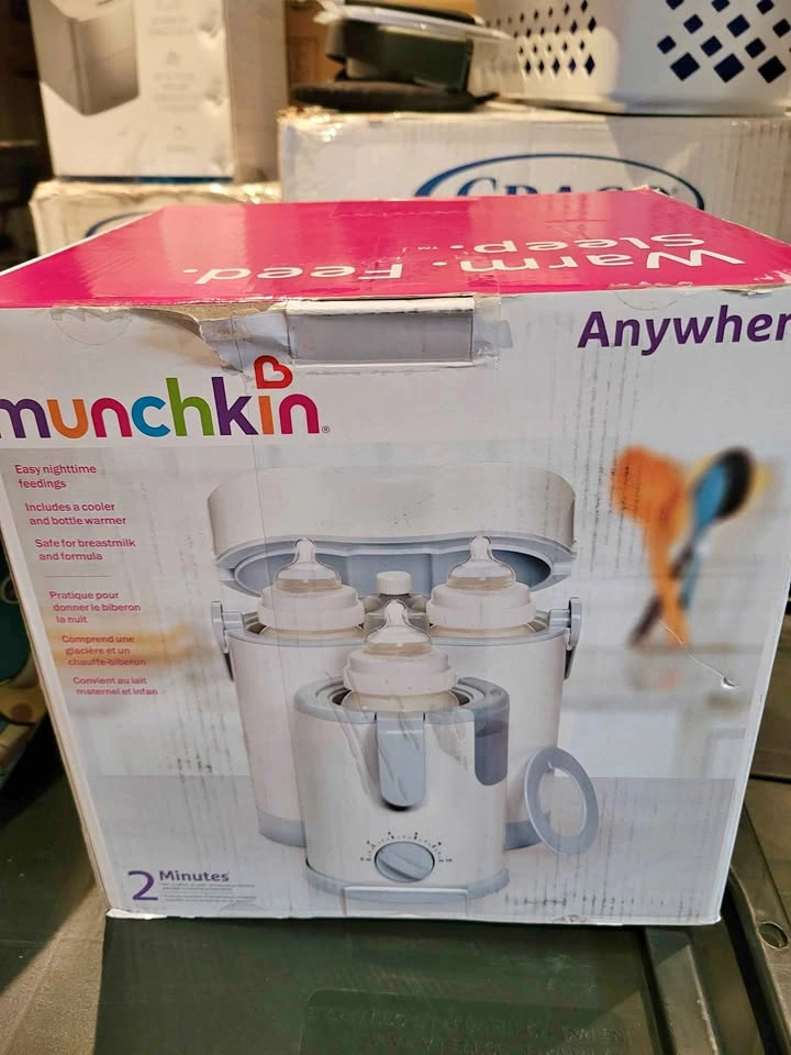 Munchkin Anywhere Night and Day Baby Bottle Warmer