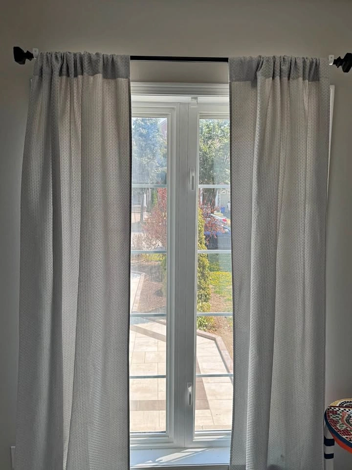 curtains with extendable rod