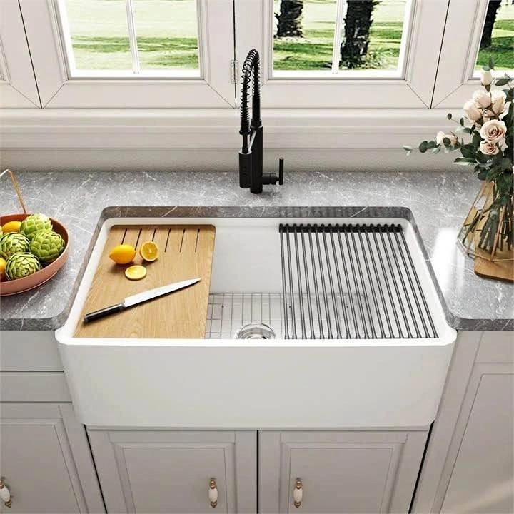 DeerValley Farmhouse Workstation Sink