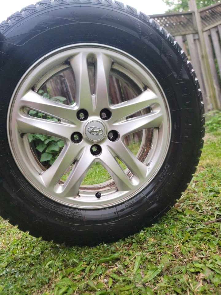 235/65 R17 Aluminum Rims with Tires - photo 5