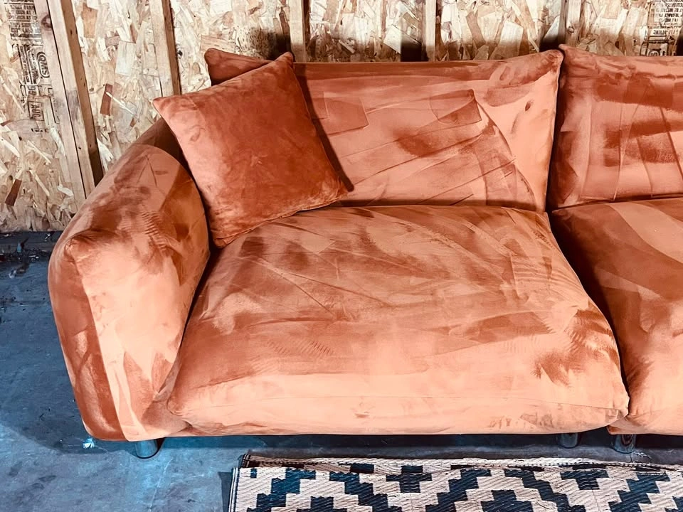 🚚FREE DELIVERY- Orange Velvet Sofa - photo 4