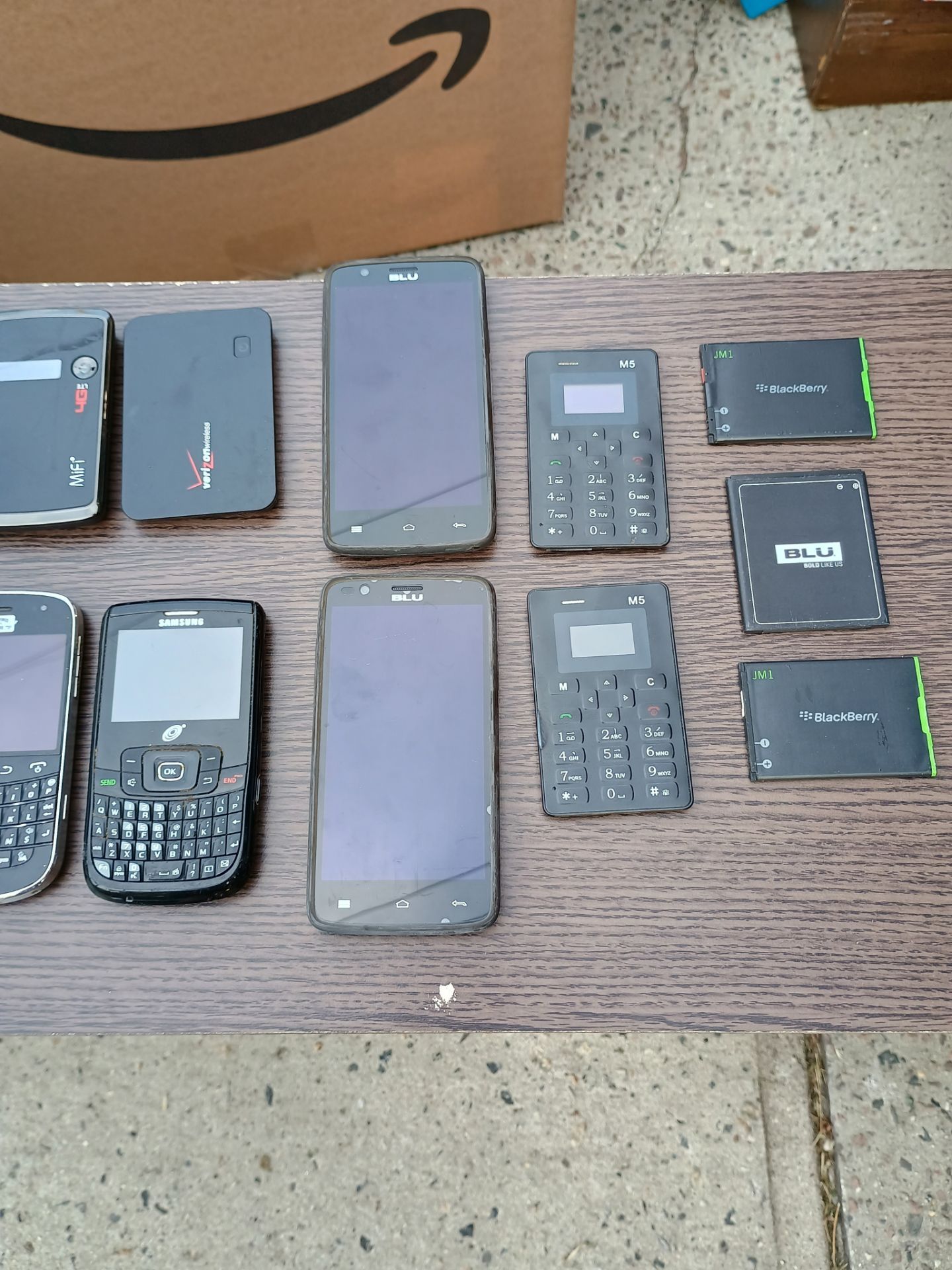 Lot of various smartphones - photo 2