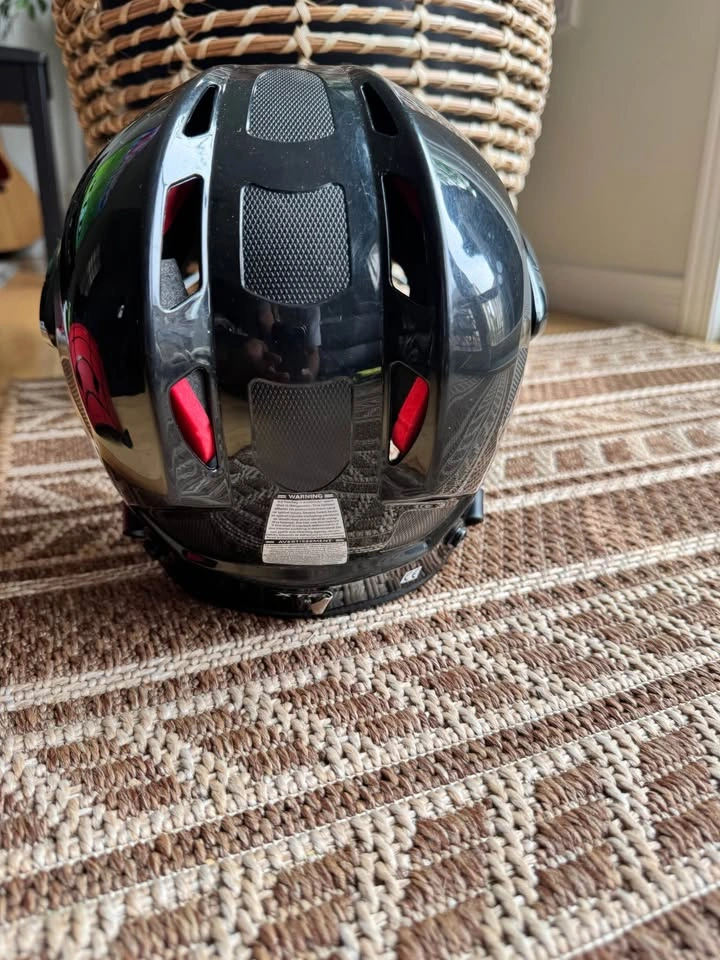 CCM XT20 Hockey Helmet - Size Medium - photo 4