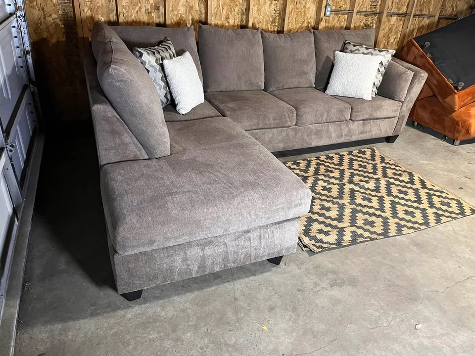 🚚FREE DELIVERY- Taupe L-Shaped Sectional Sofa - photo 5