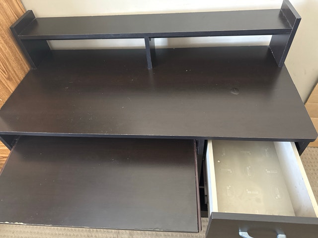 Desk and Black Office Chair - photo 3