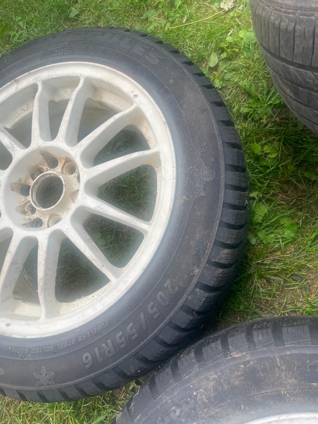 16 inch rims with winter tires (2 match others don’t) - photo 2