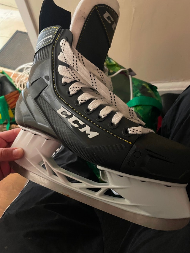 CCM Tacks Men's Hockey Skates