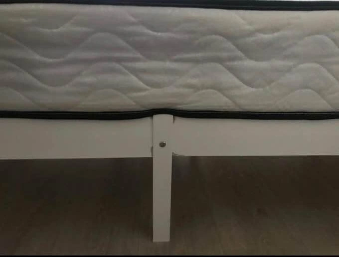 Queen size bed - photo 3