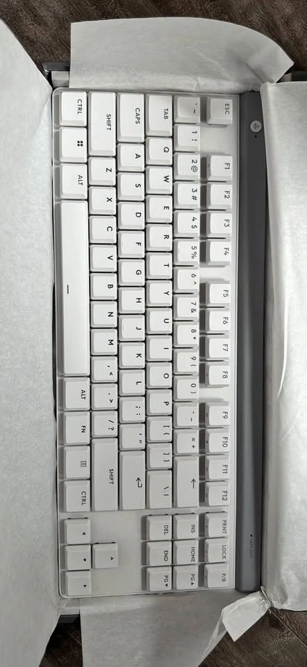 Logitech G515 TKL Low Profile Gaming Keyboard (Tactile)