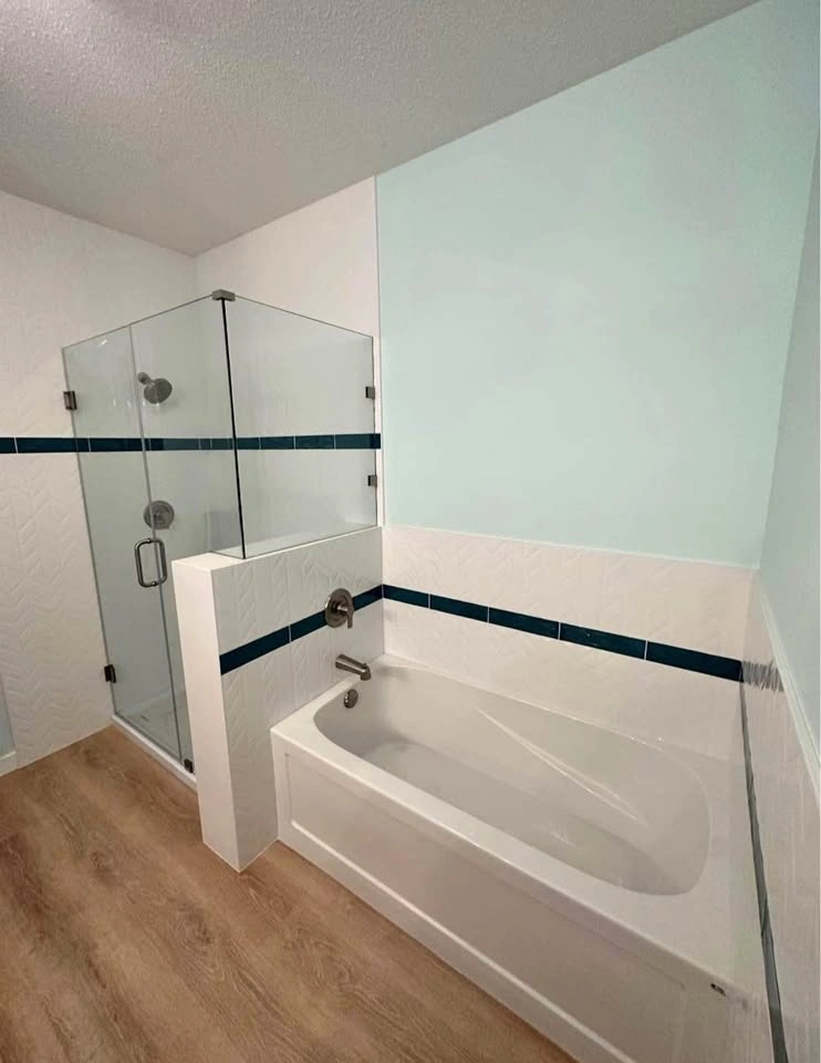 Reno’s bathroom - photo 5