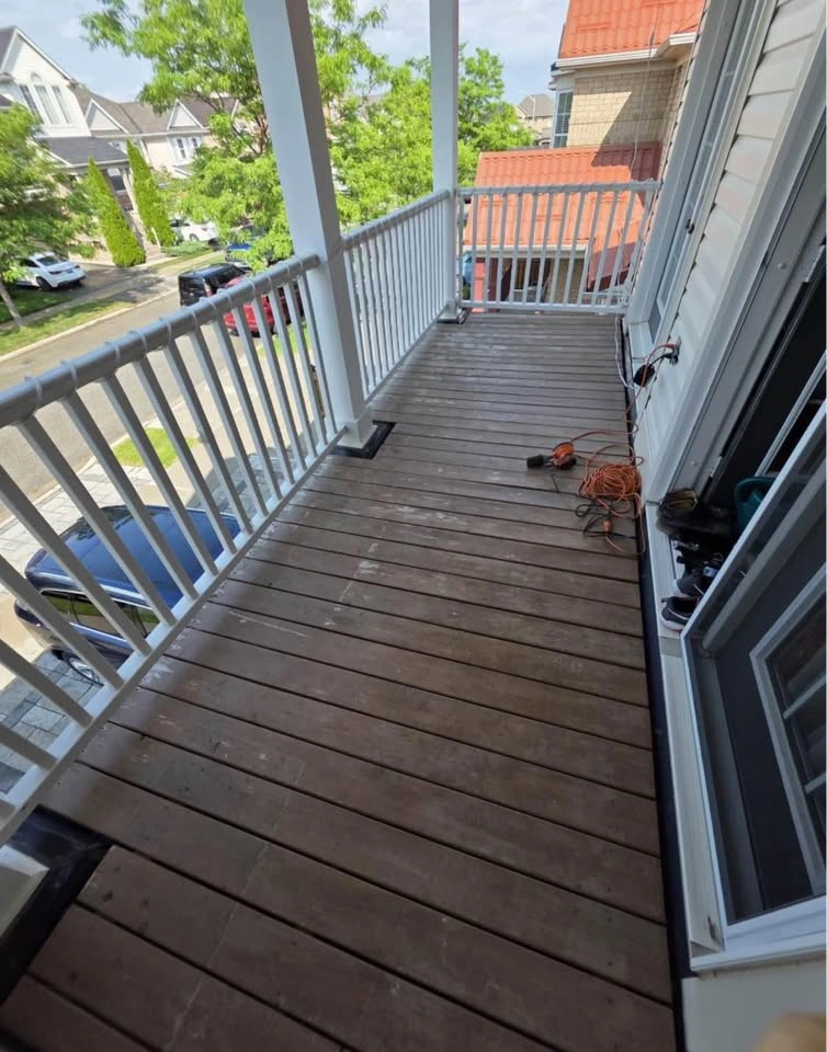 Deck stain - photo 2