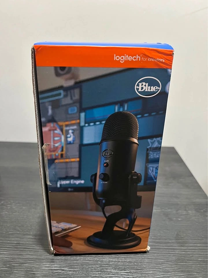 Logitech Blue Yeti USB Microphone
