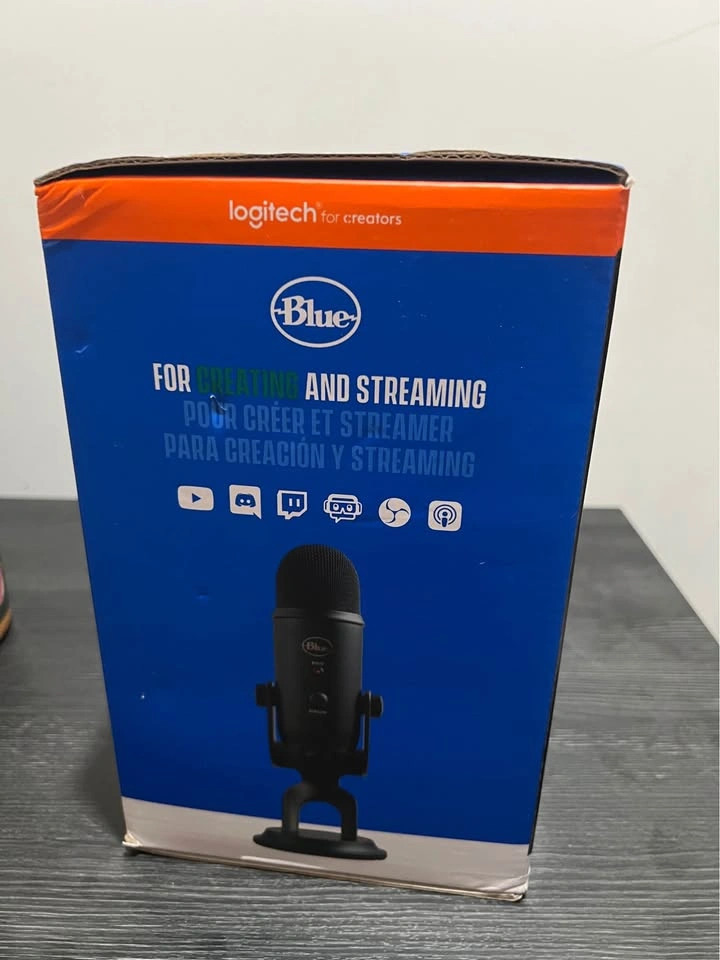 Logitech Blue Yeti USB Microphone - photo 2