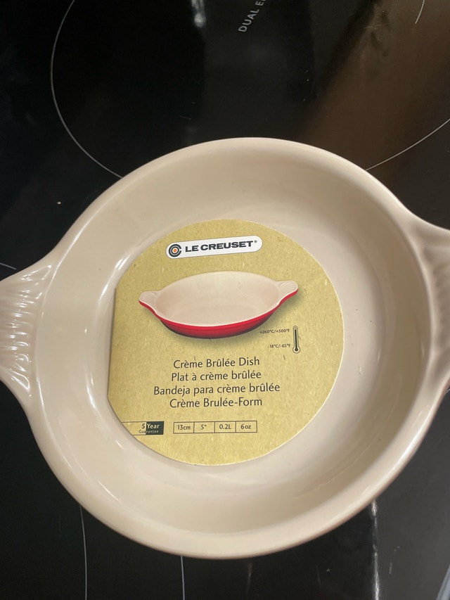 Le creuset dish (2 pcs @ $6)