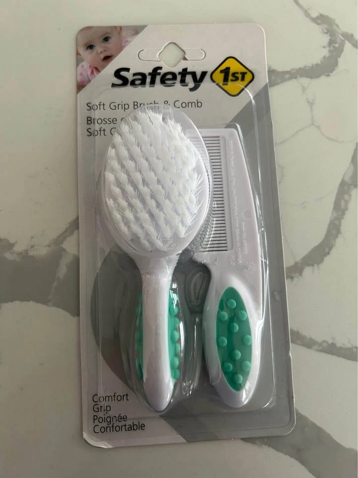 Safety first brush/comb set