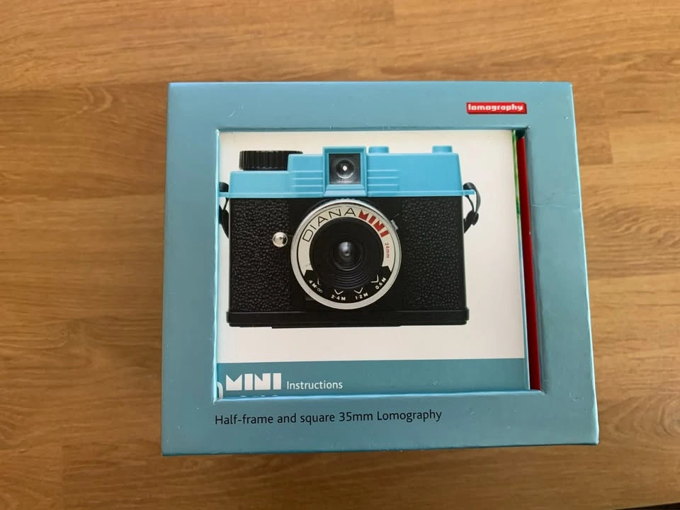 Lomography Diana Mini Vintage Film Toy Camera - photo 3