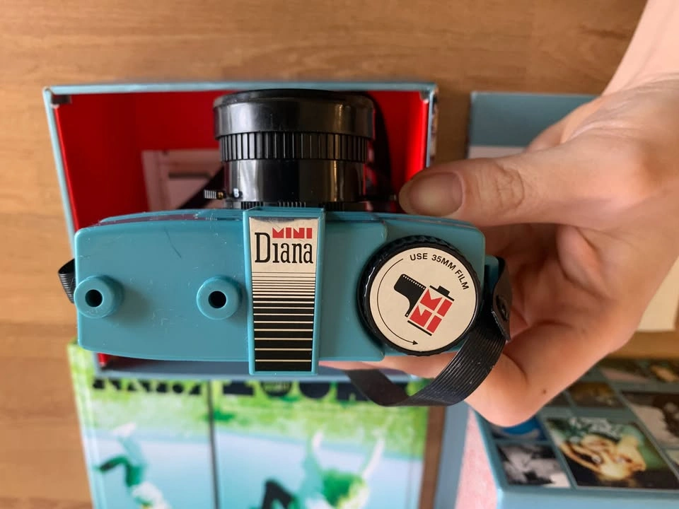 Lomography Diana Mini Vintage Film Toy Camera - photo 5