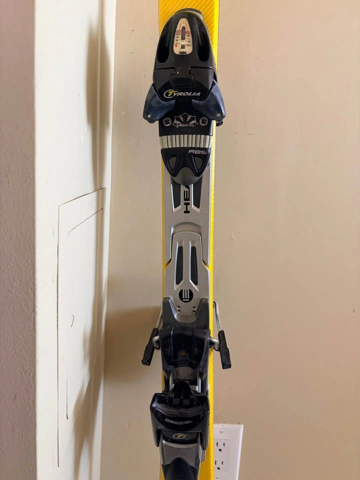 HEAD Downhill Skis with Bindings - photo 5