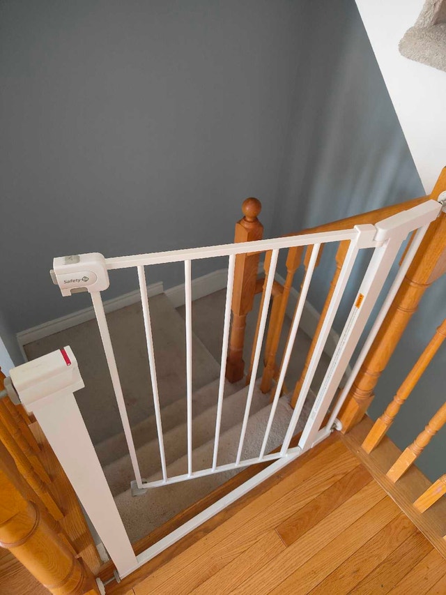 Safety 1st Baby Gate - photo 2