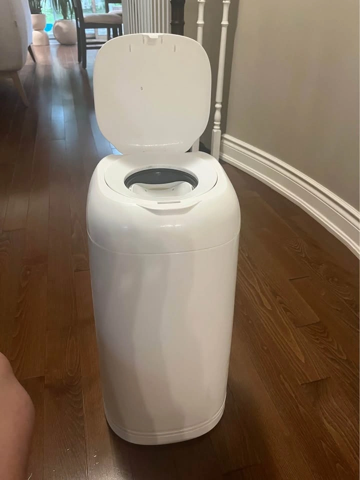 Diaper Genie Platinum Pail - photo 2
