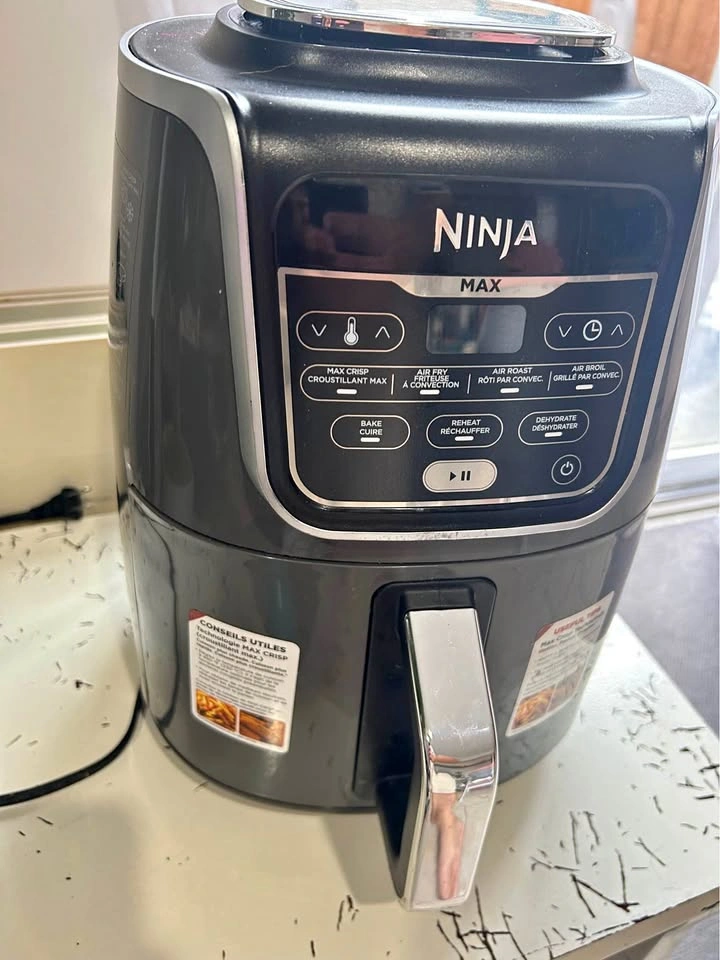 Ninja AF161 Max XL Air Fryer, 5.5-Quart