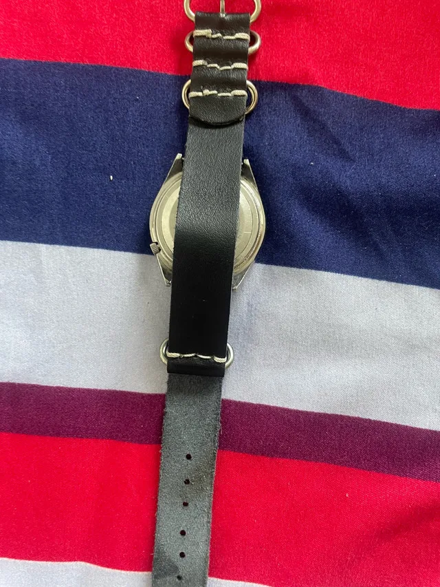 Vintage Watches for Sale image indicator(7)