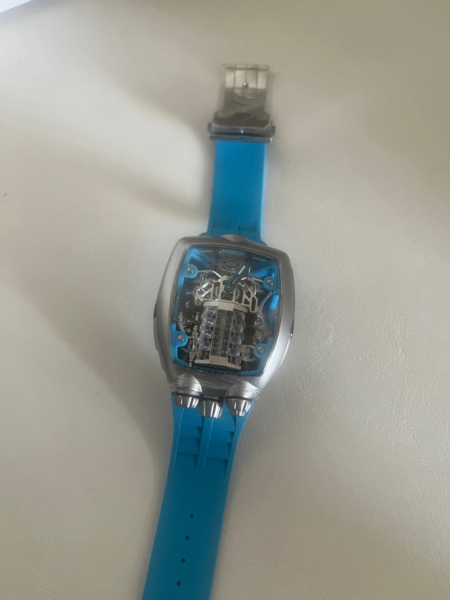 Branded luxury watch. - photo 2