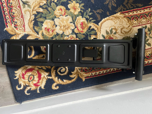 Used TV wall mount for urgent sale - photo 2