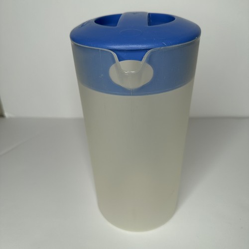 Vintage Rubbermaid 2 Quart / 2.1 Liter Servin Saver Pitcher - photo 5