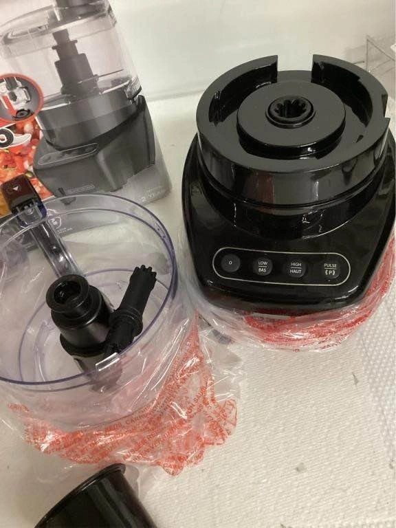 Brand new BLACK+DECKER 3-IN-1 FOOD PROCESSOR FP4200BC - photo 4