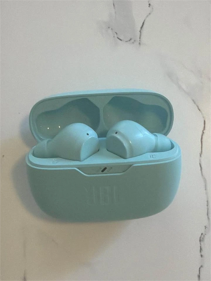 JBL Vibe Beam - True Wireless Noise Cancelling Earbuds - photo 2