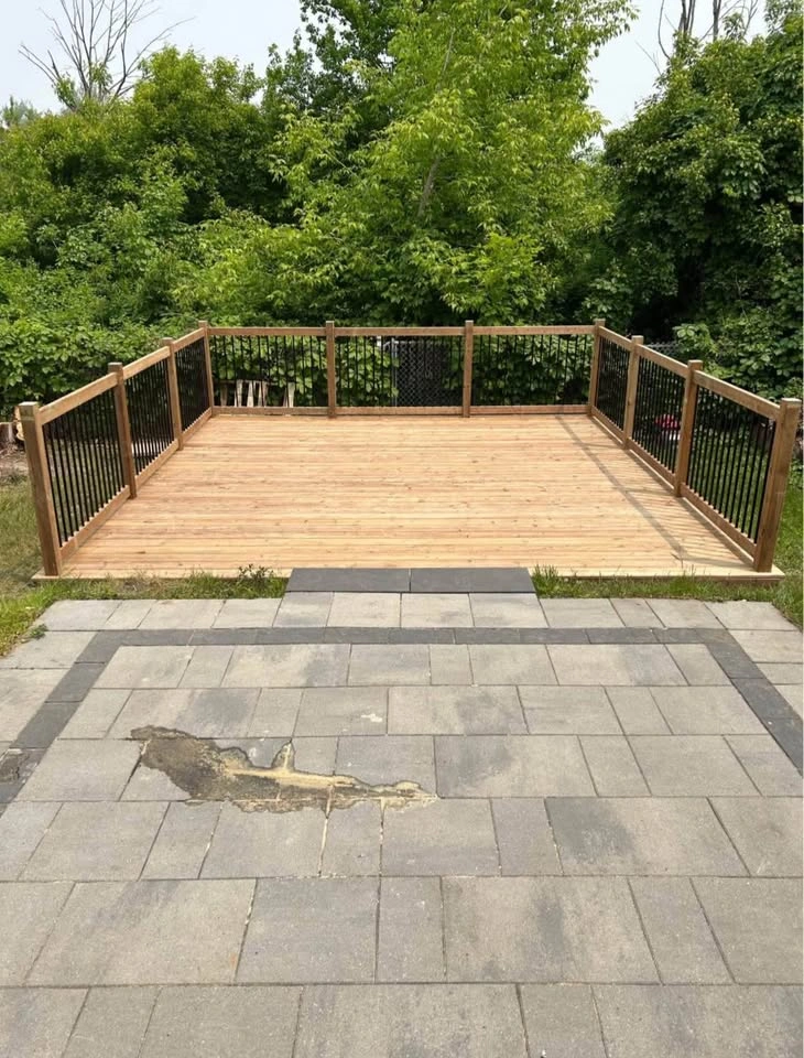 Ground level decks - photo 2
