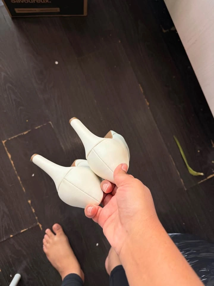 Dream Pairs White Pumps 9.5 - photo 3