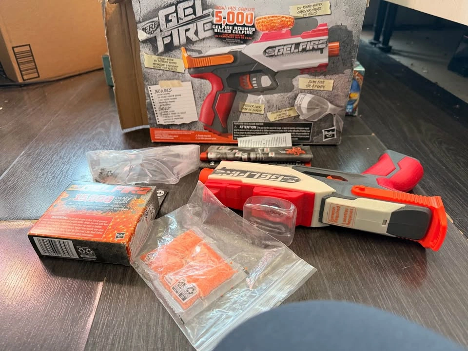 Nerf Pro Gelfire Legion Blaster - photo 4
