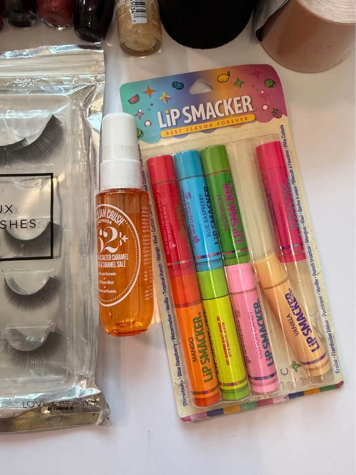 Sol de Janeiro, Lip Smacker, and Nail Polish Beauty Bundle - photo 3