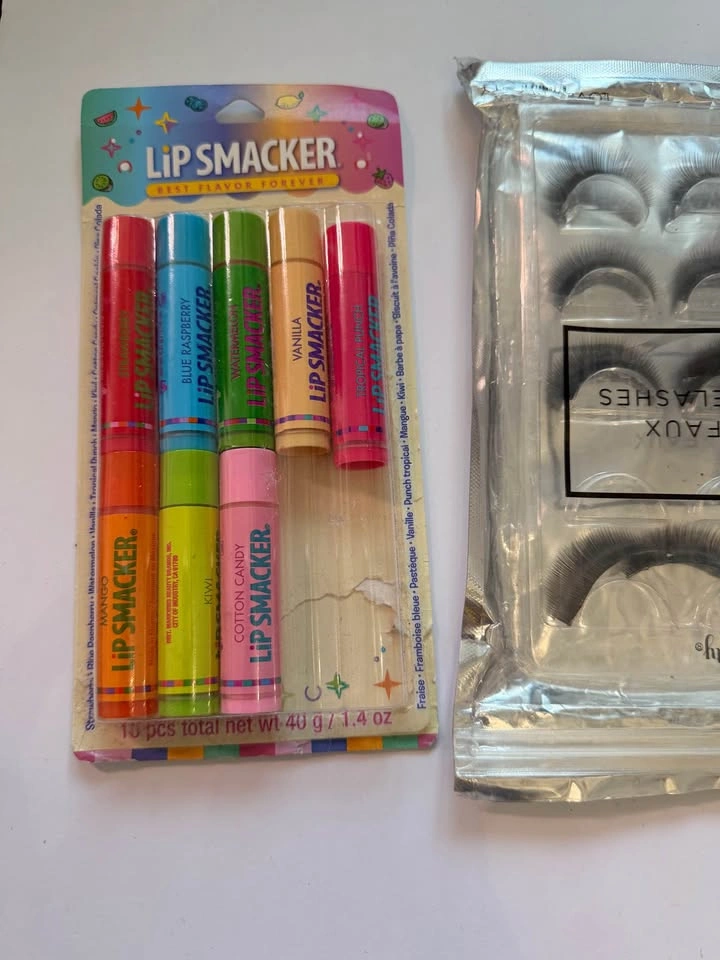 Sol de Janeiro, Lip Smacker, and Nail Polish Beauty Bundle - photo 4