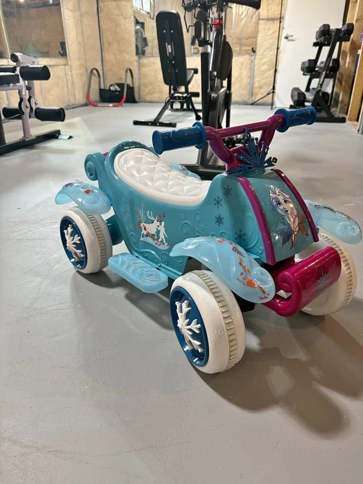 Frozen electric mini ride on quad bike