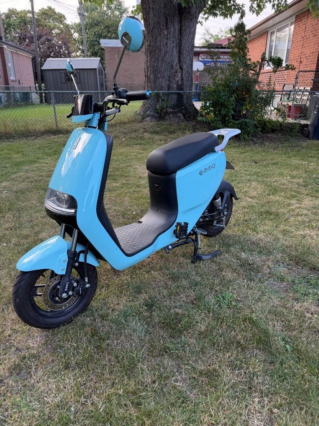Emmo Ado electric scooter - photo 2