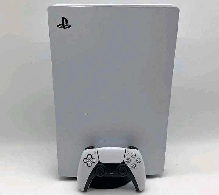Sony ps5 Playstation 5 with controller and 1 game