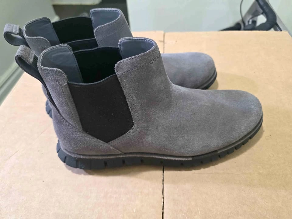 Cole haan chelsea boots men size 10.5