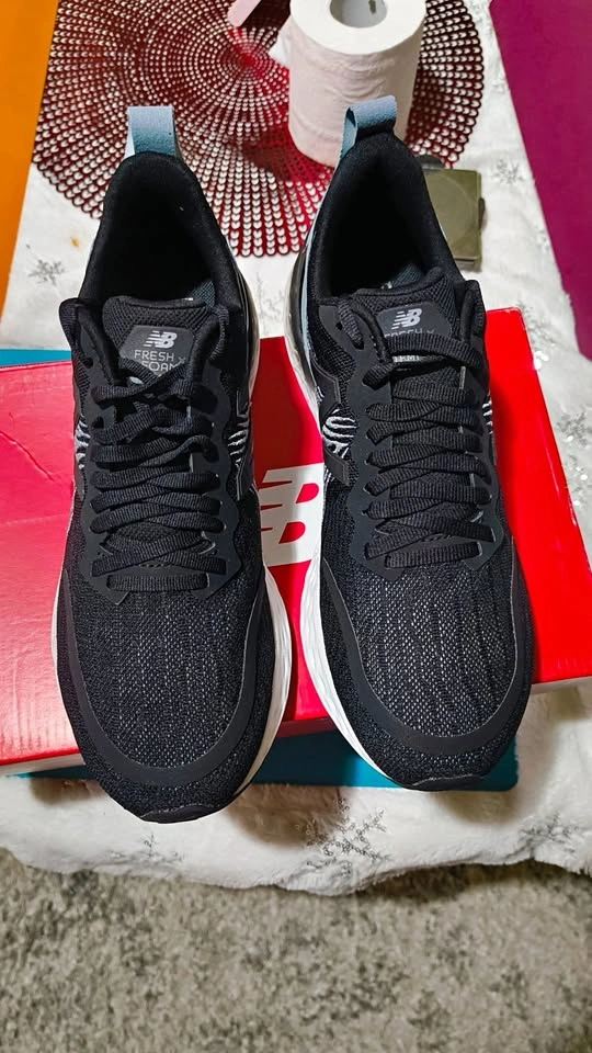 New Balance Fresh Foam Tempo running shoes (Brand new)