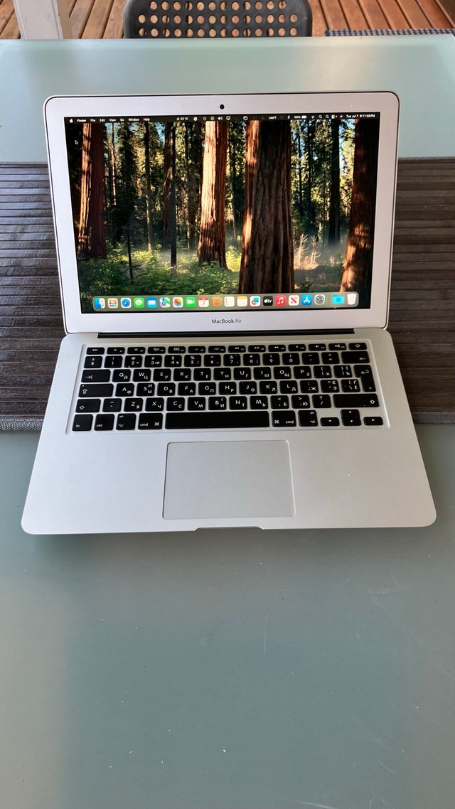 MacBook Air 13-inch - photo 3