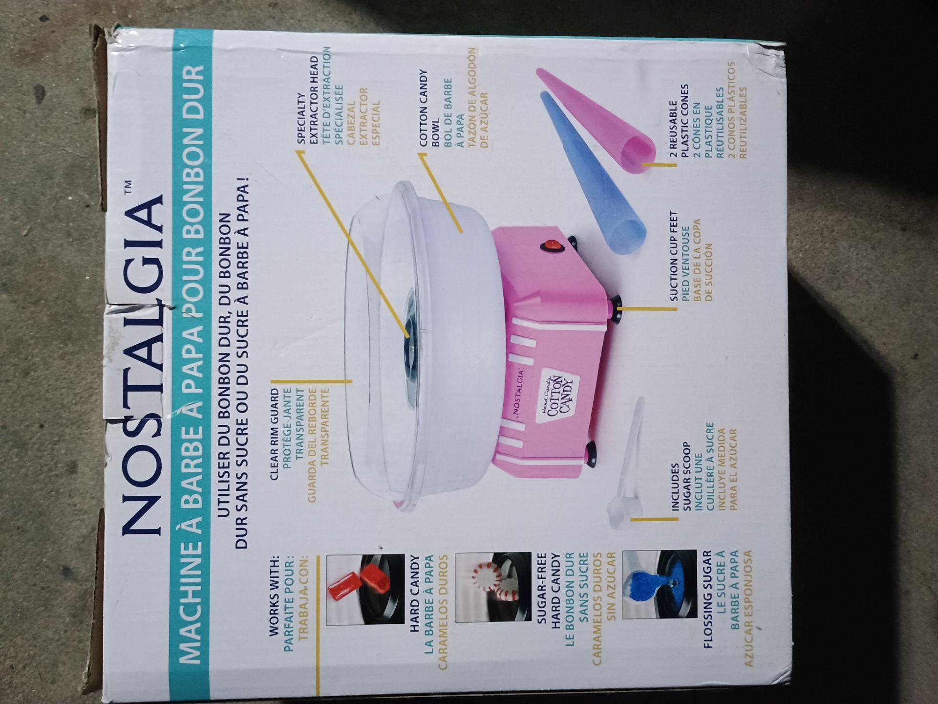 Nostalgia Cotton Candy Maker - photo 2