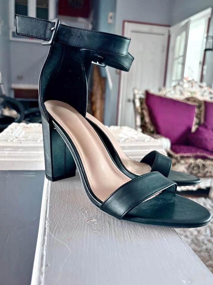Women's Black Heels - Size 11 - Like New
