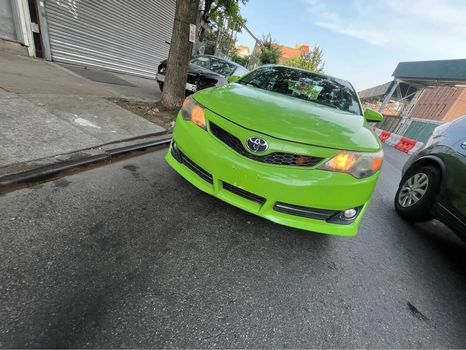 2013 Toyota Camry · SE - photo 3