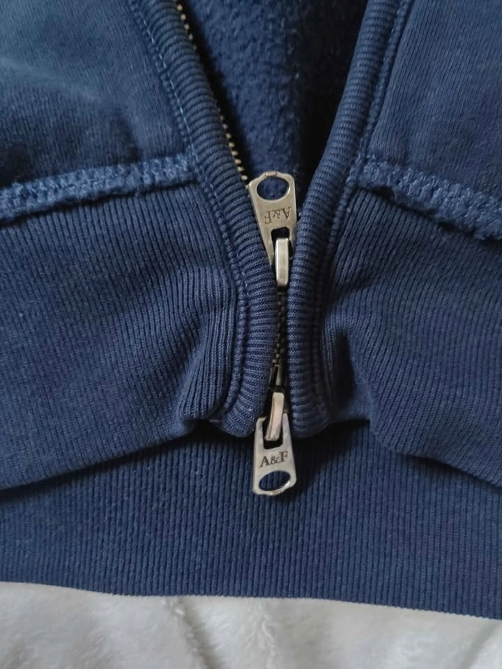 Abercrombie & Fitch Zip-Up Hoodie - photo 4