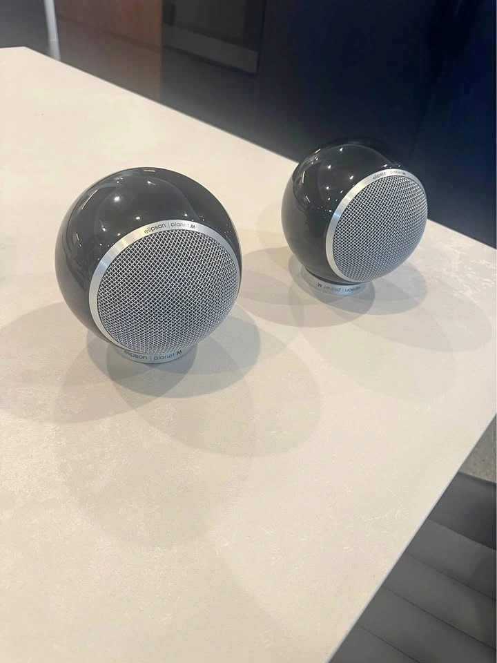 Elipson Planet M Movie/TV Speakers (2x)