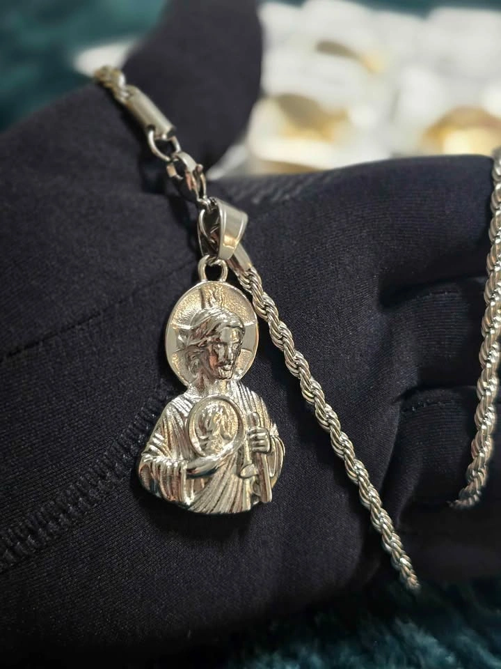 925 Italian sterling silver over s.steel san judas - photo 2